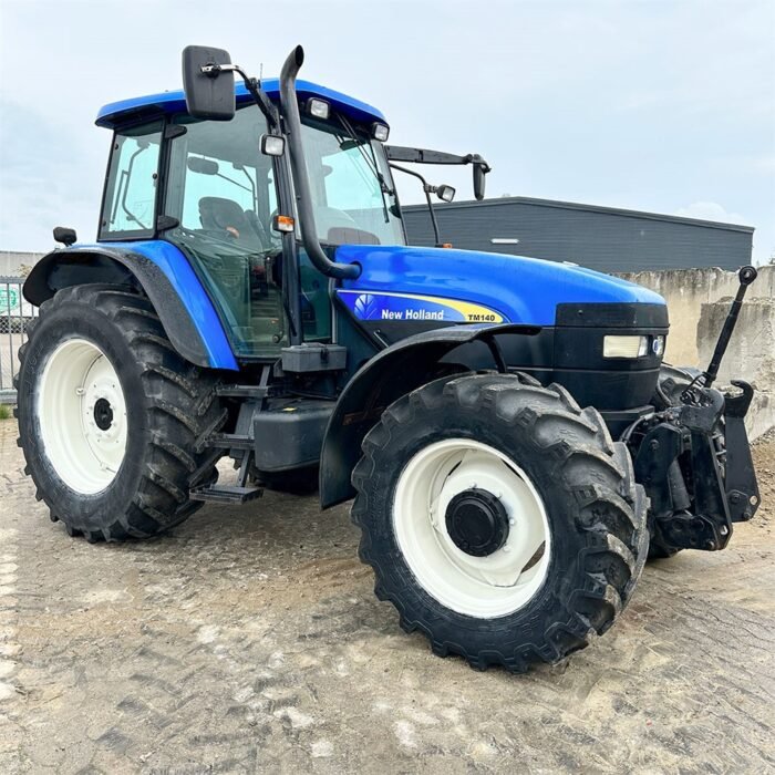 New Holland TM140 - 5,6 toneladas, año 2003