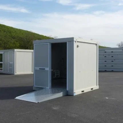 Bloque sanitario PMR nuevo con WC, ducha y lavabo PMR