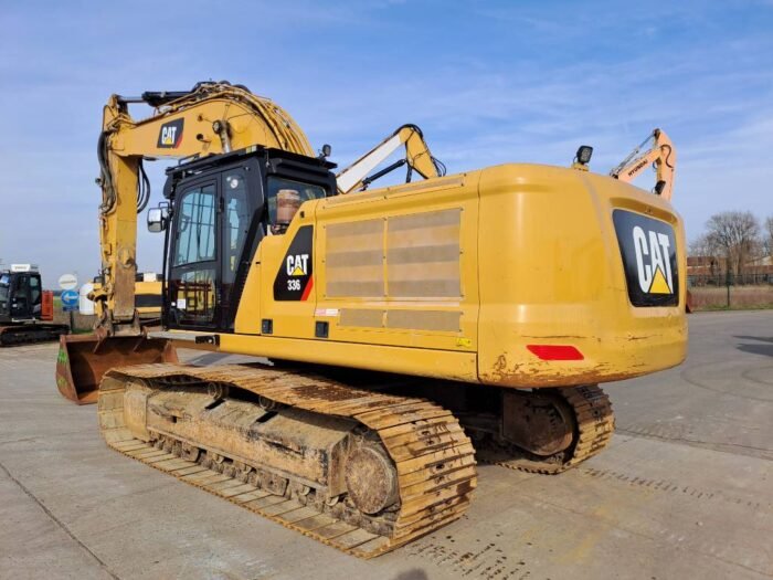 Pala sobre orugas CAT 336