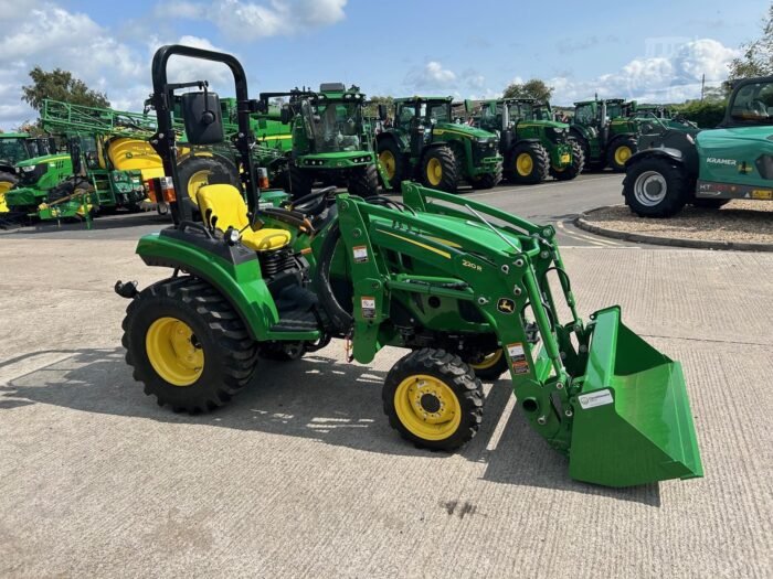 2024 JOHN DEERE 2032R