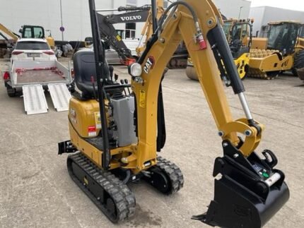 2021 Miniexcavadora Caterpillar 300.9D